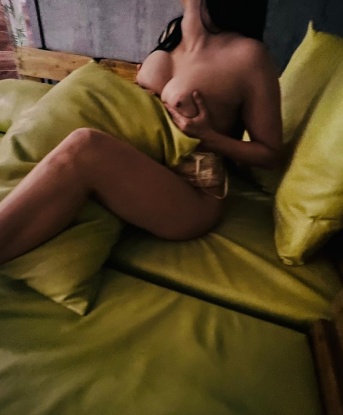 Порно веб-камера екі қыз